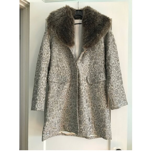 Isda & Co | Faux Fur Collar Jacquard Coat - Picture 1 of 12